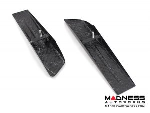  Nissan GT-R Front Fender Trim - Carbon Fiber